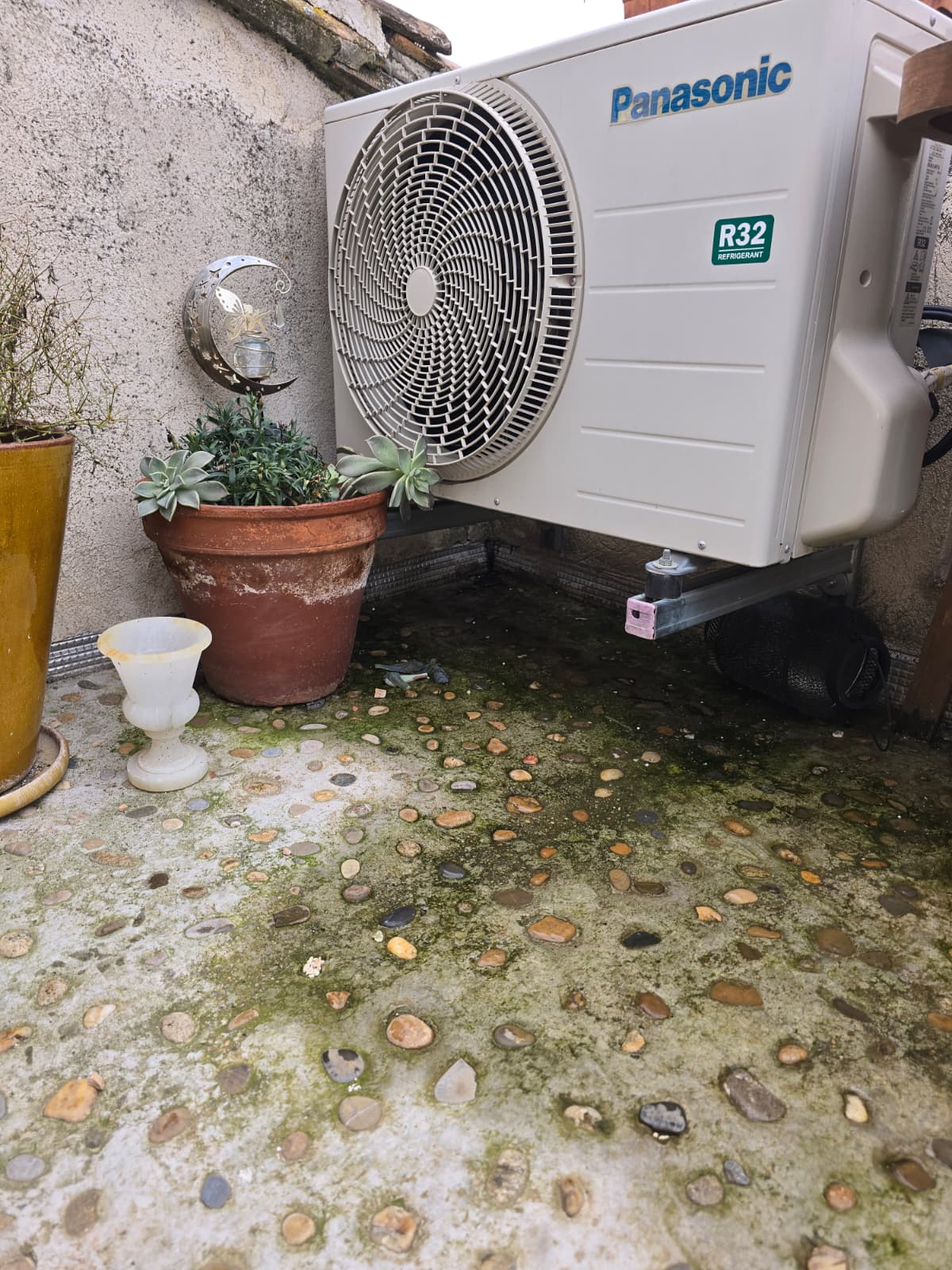 Recherche non destructive de fuite + réparation urgente